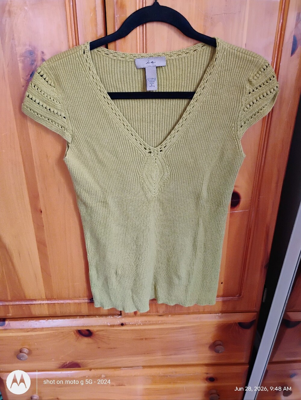 Women’s V-Neck Knit Tank Top in Olive Green